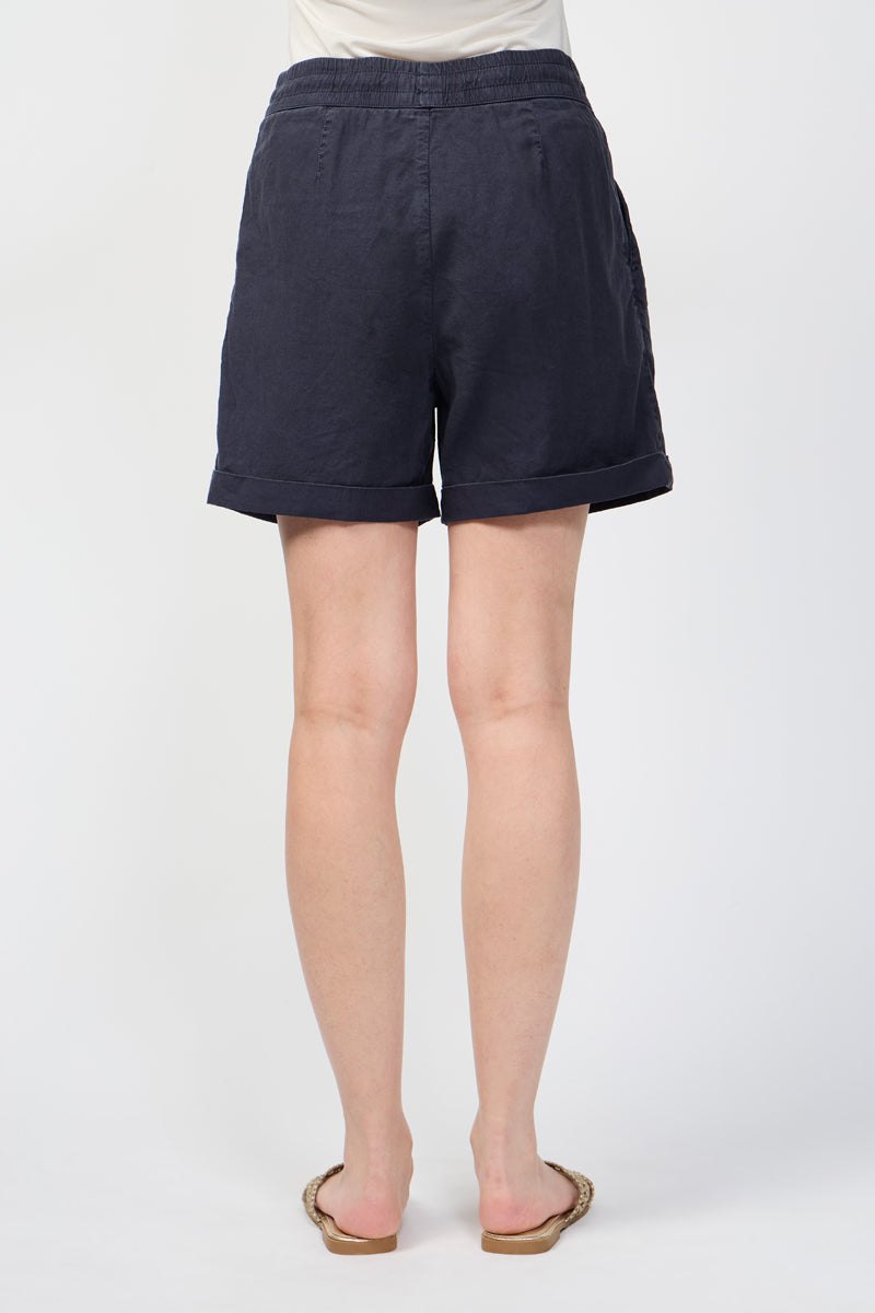 Shorts para caminar con doble plisado - Titan Pigment - Mujer