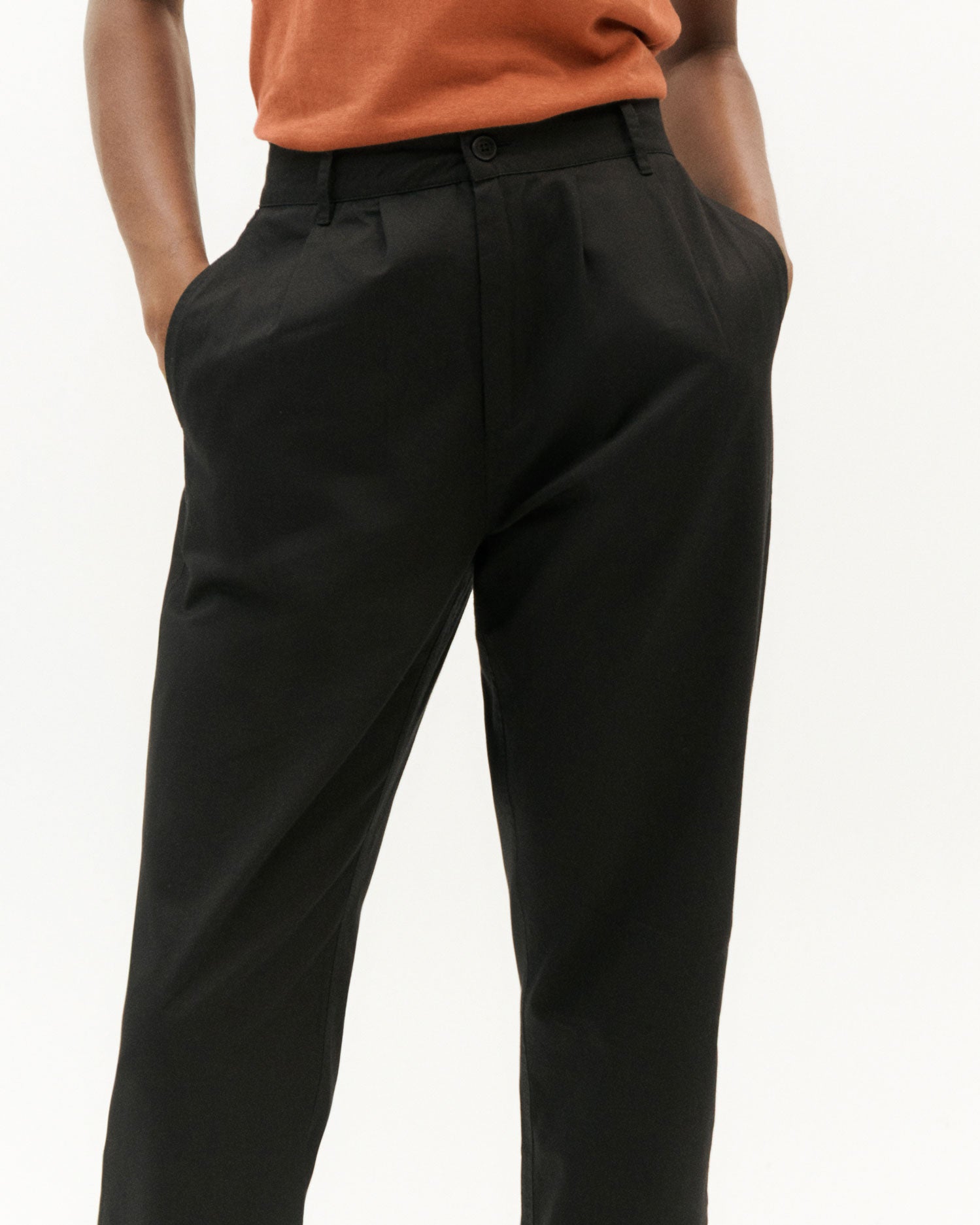 Carrot Rina Light Pants - Black