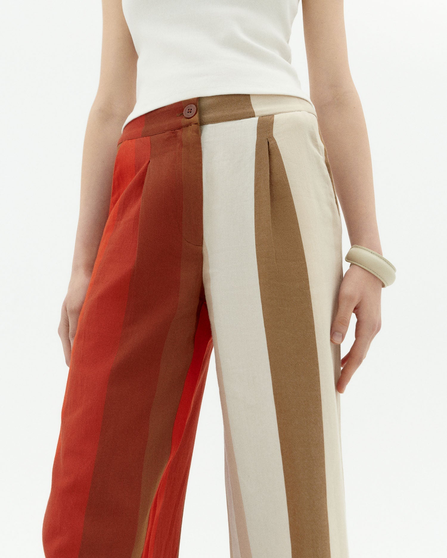 Trousers sandfire multicolor Manolita sostenible-3