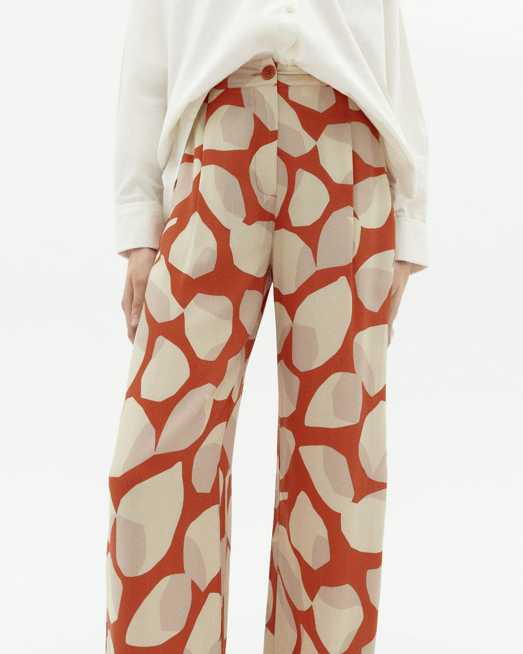 Pantalón multicolor hoja luz Manolita sostenible-3