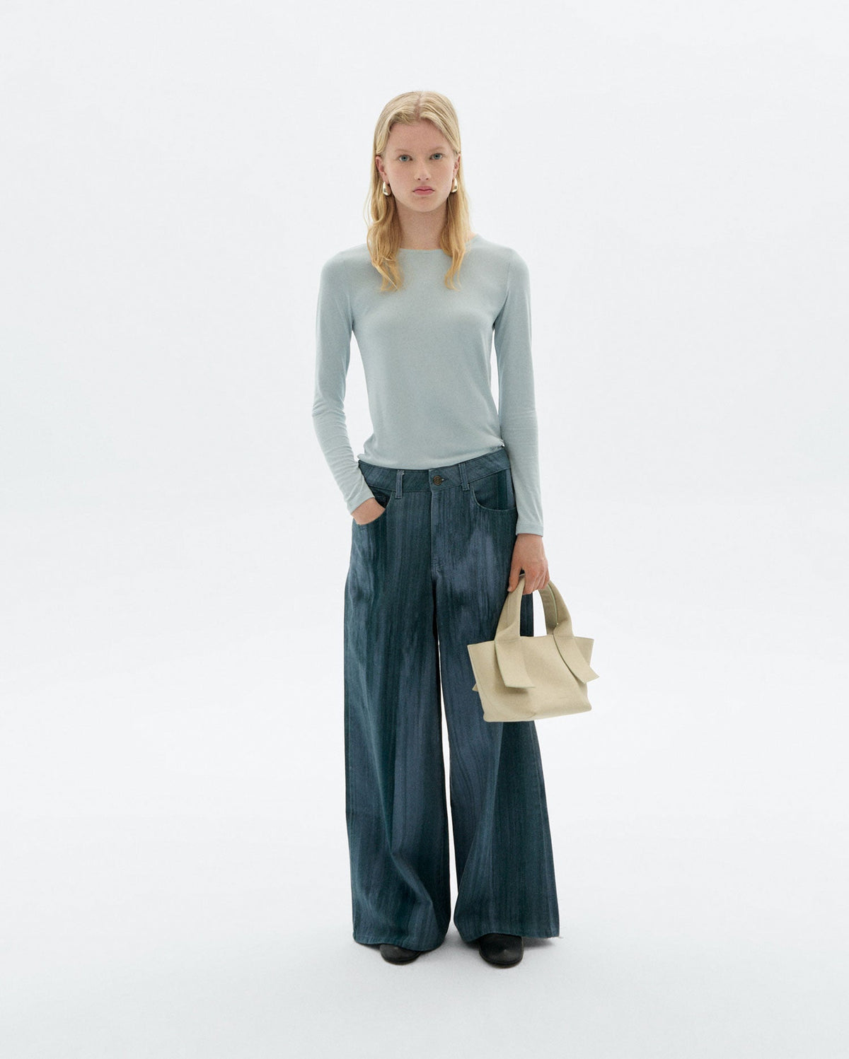 Nachhaltige Wide-Leg-Hose Blau Ombré Hedda – 2