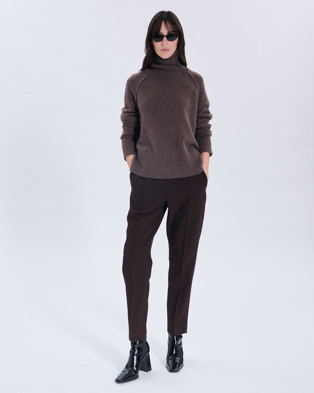 Nefeli hazelnut cashmere sweater_1