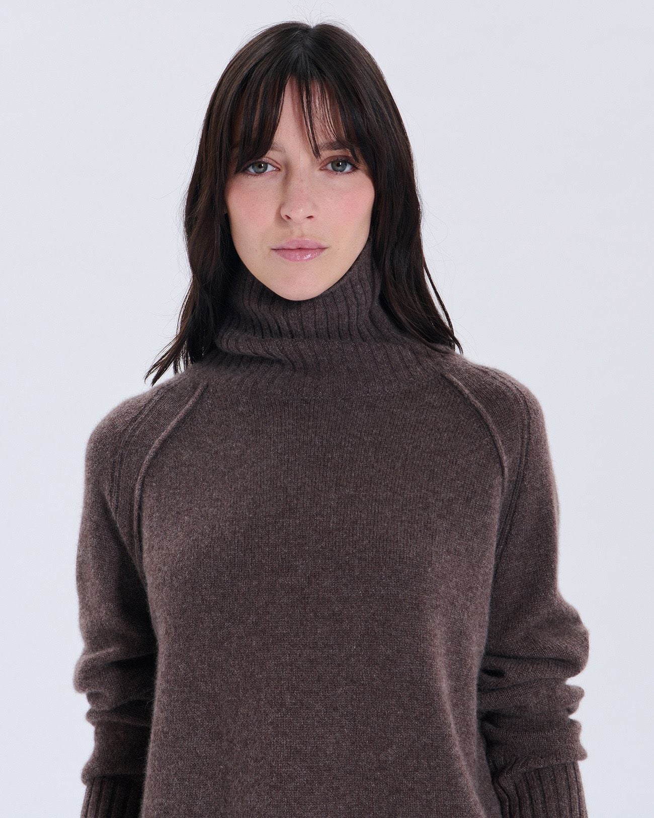 Nefeli hazelnut cashmere sweater_2