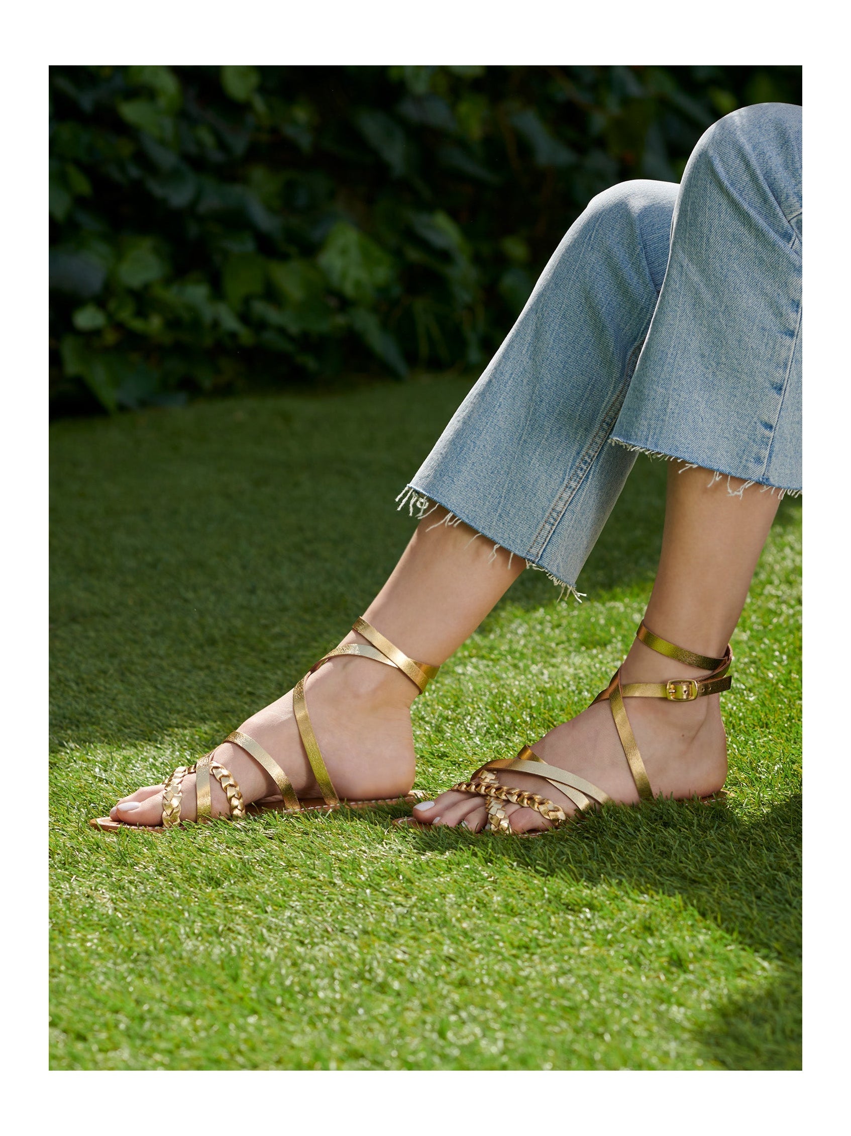 White Sun - Sandalias Parera - Dark Gold Buff - Dorado