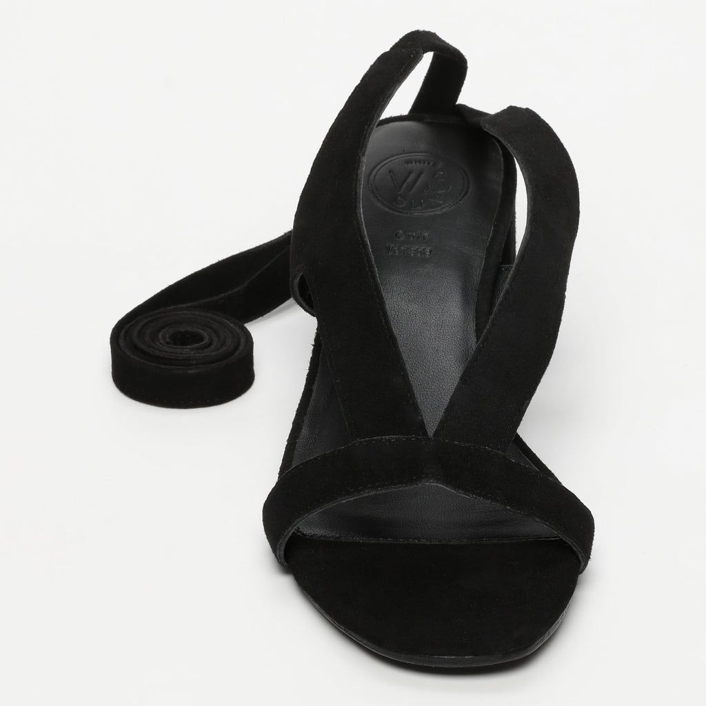 Isinya Heeled Sandals - Black