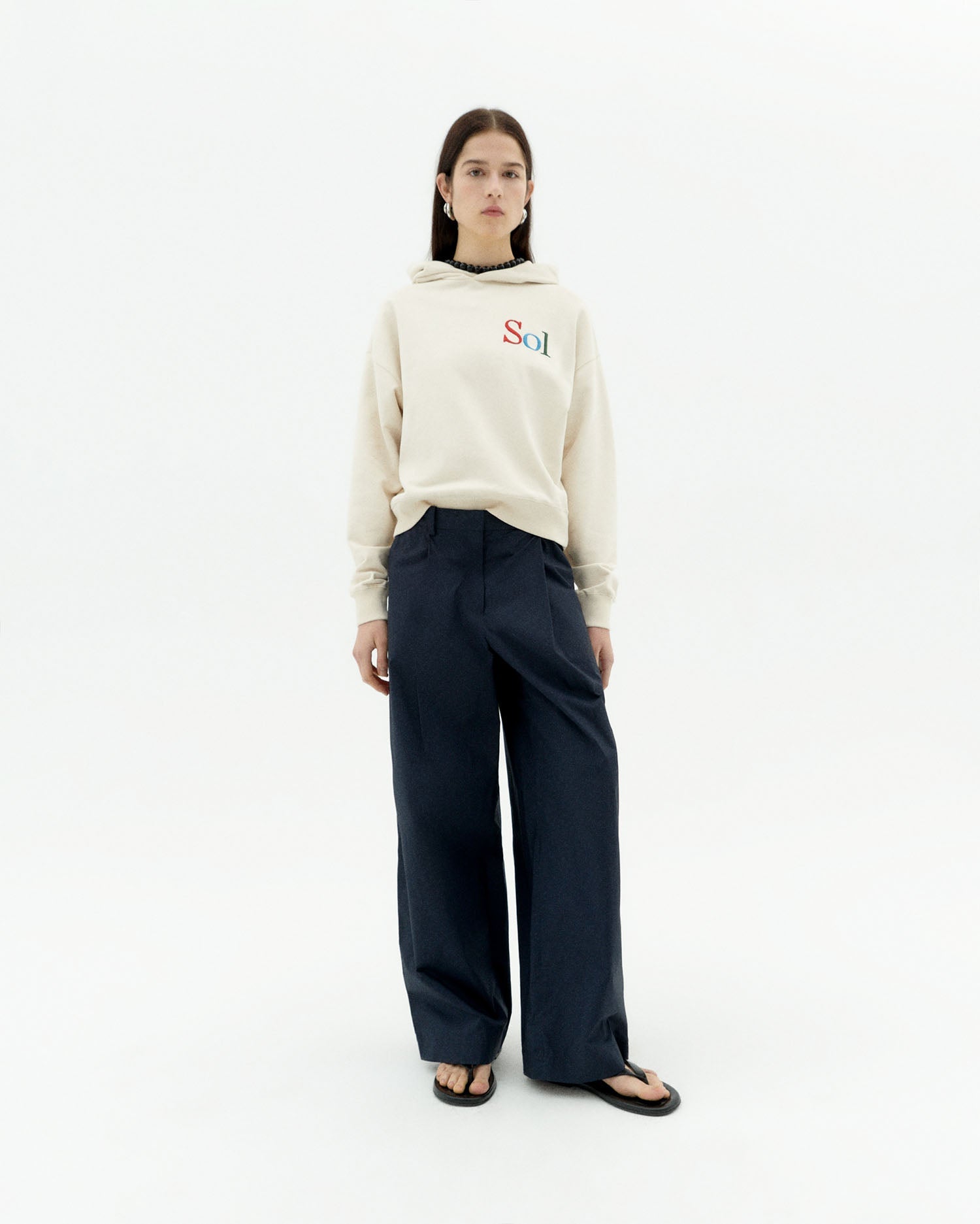 Sudadera capucha blanca sol tipo Valeria sostenible-2