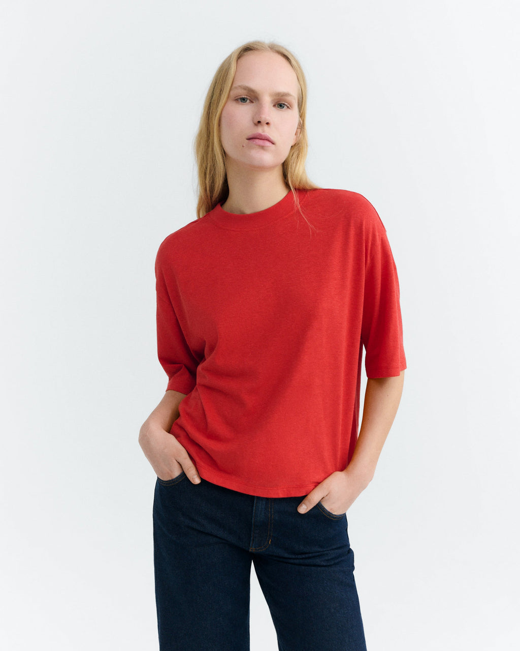 Camiseta oversize roja cáñamo Lena sostenible - 3