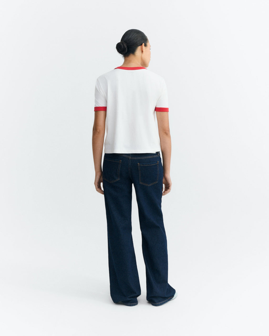 Zowie R sustainable red bodega sun contrast T-shirt - 4