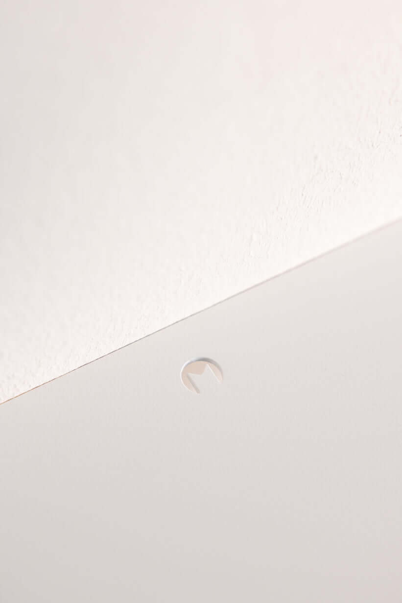 Details of the LENN Wandregal include some details on the Halterung for easy assembly.