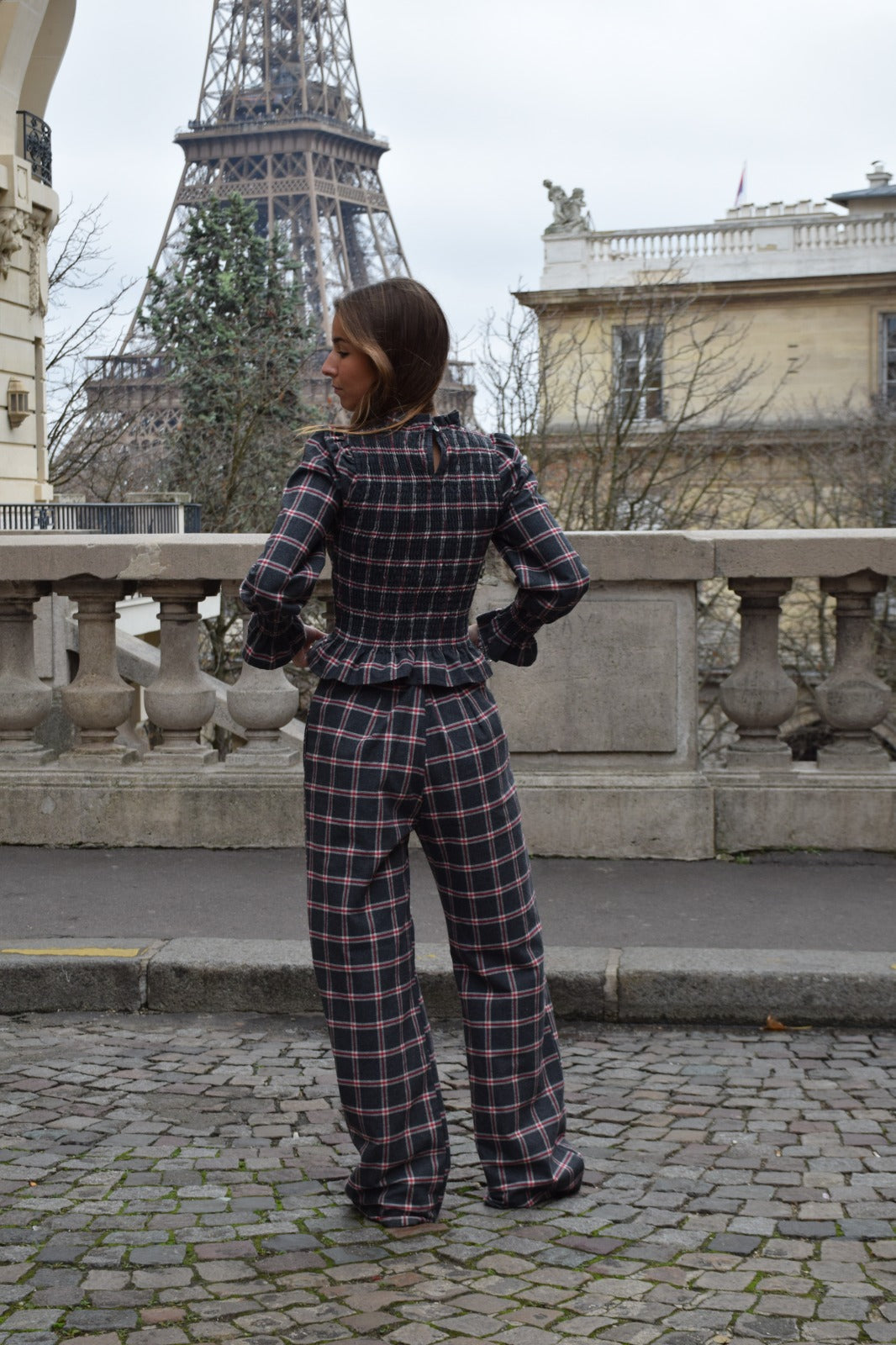 Chía Alia Camisa Cuadros Gris Y Rojo
