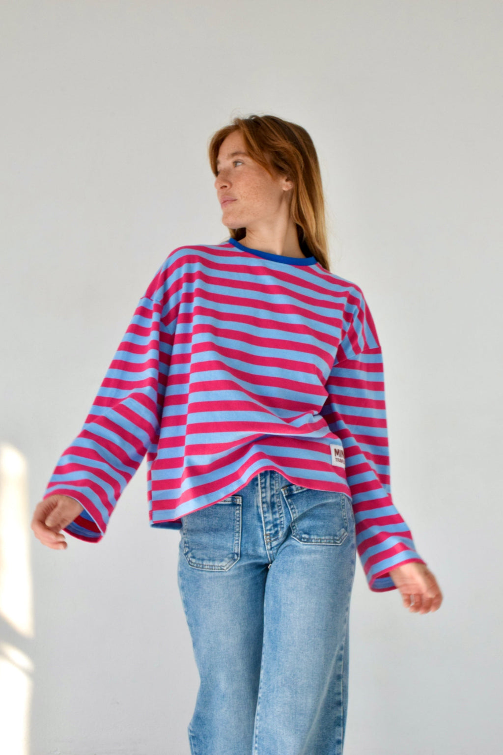 Núria Camiseta Celeste Y Fucsia