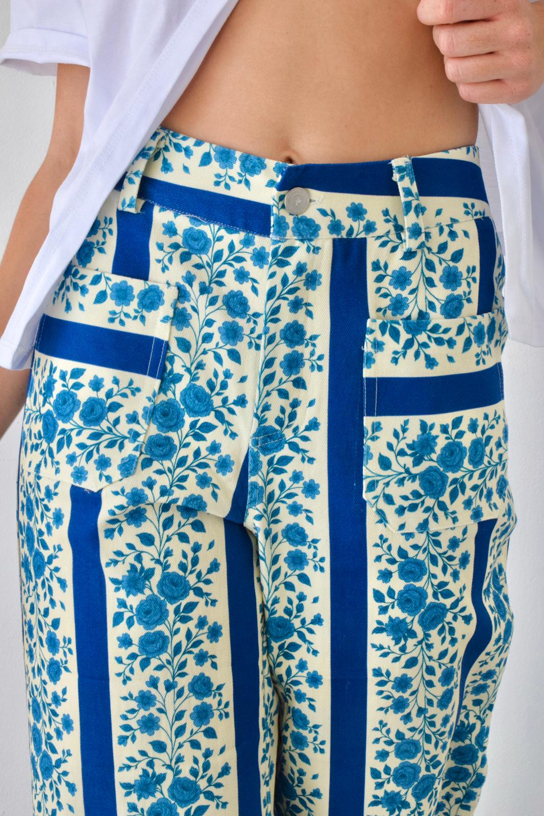 Jeans Valeria Flores Azul