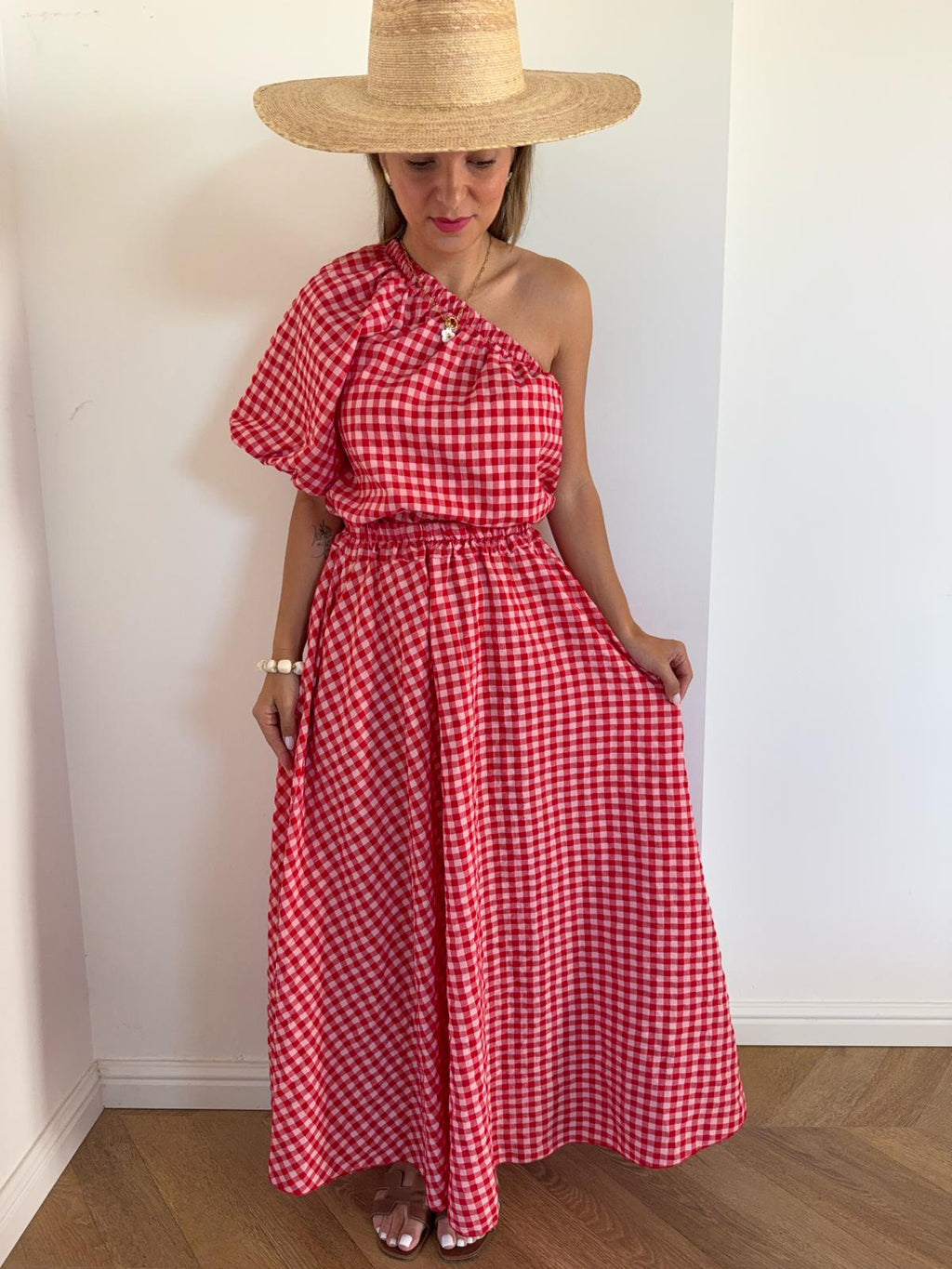 Falda roja cereza
