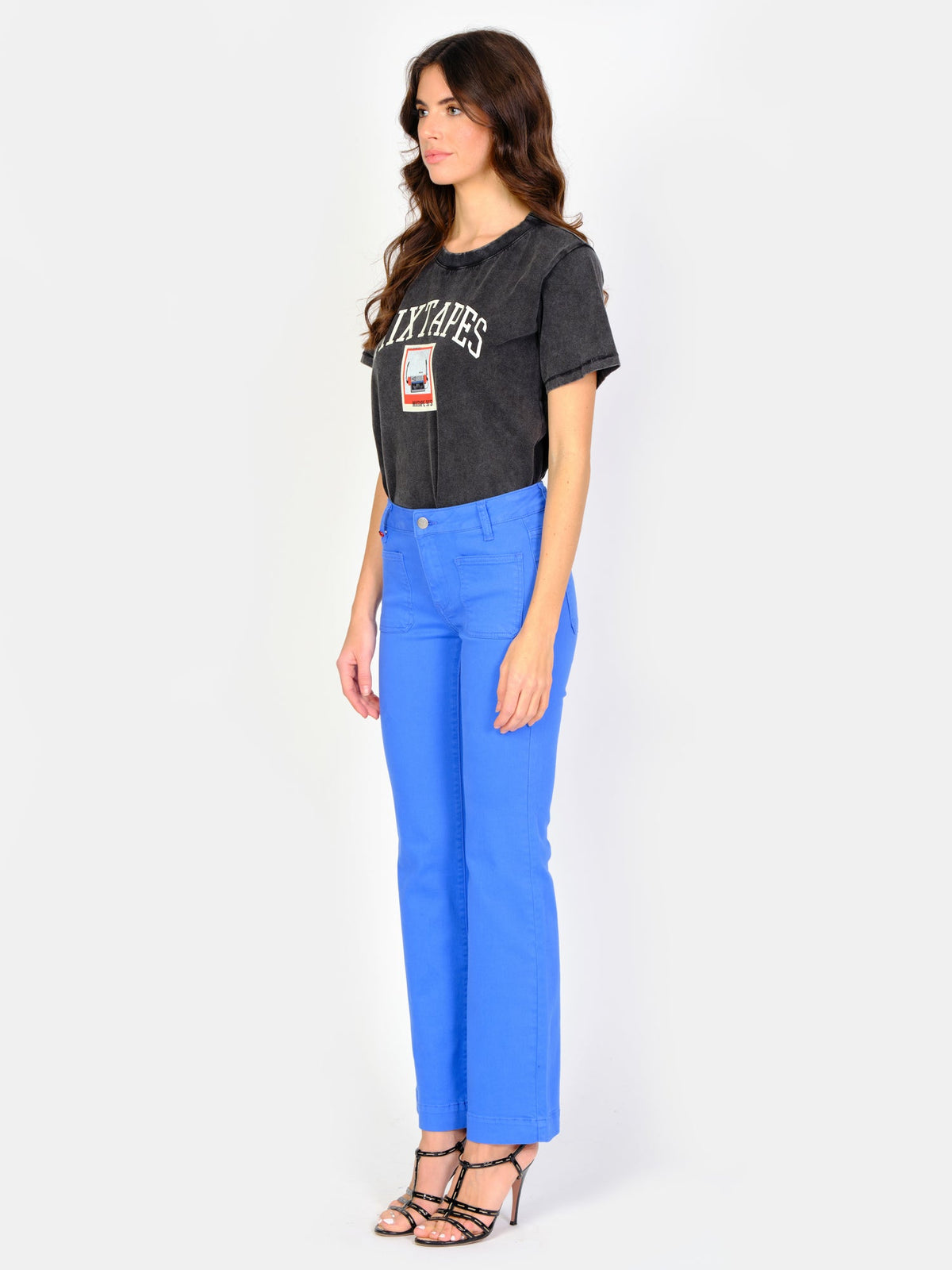 Jeans bootcut a vita media Bella