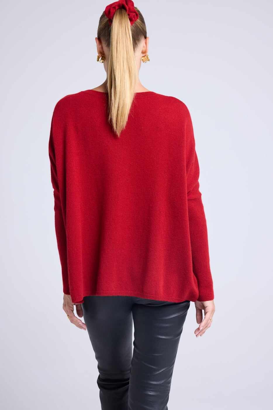 Sweter poncho z dekoltem w serek Zancha – bordowy – damski