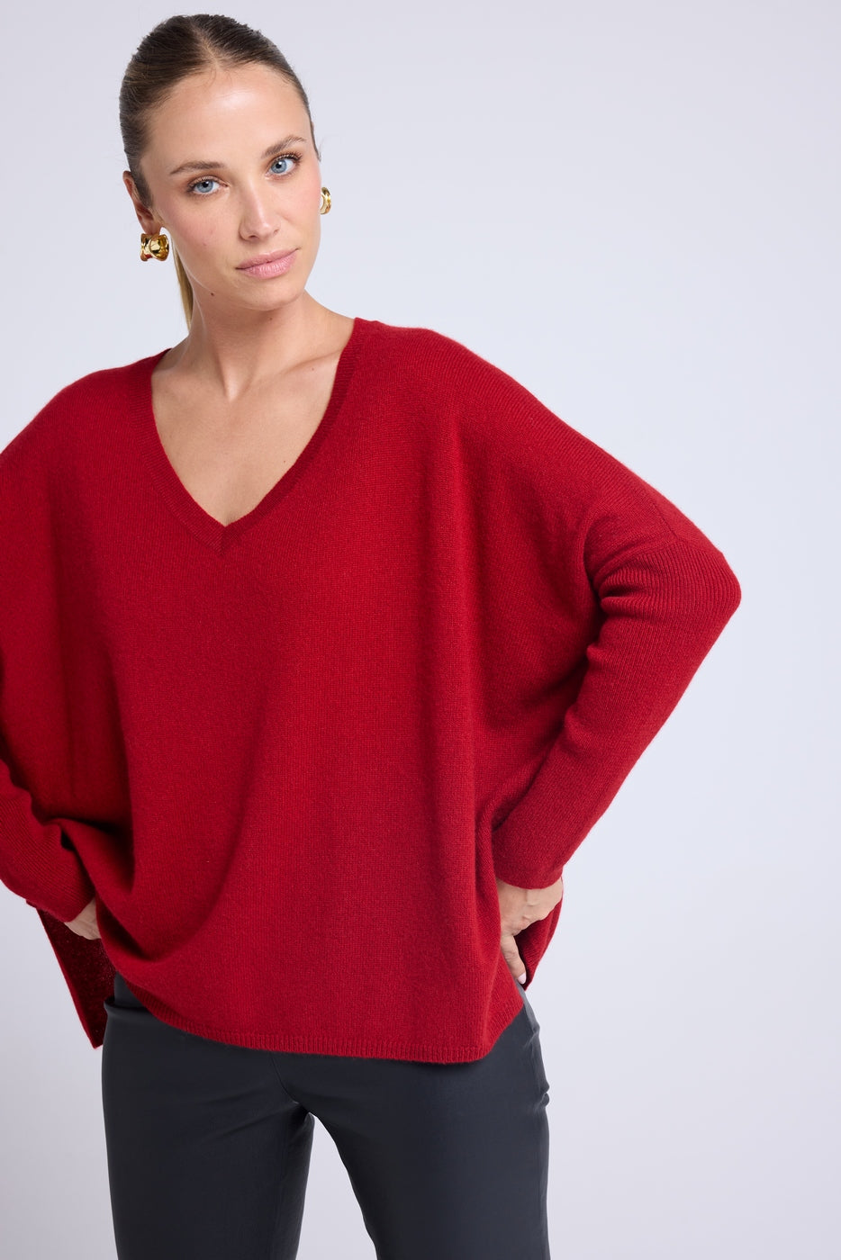 Sweter poncho z dekoltem w serek Zancha – bordowy – damski