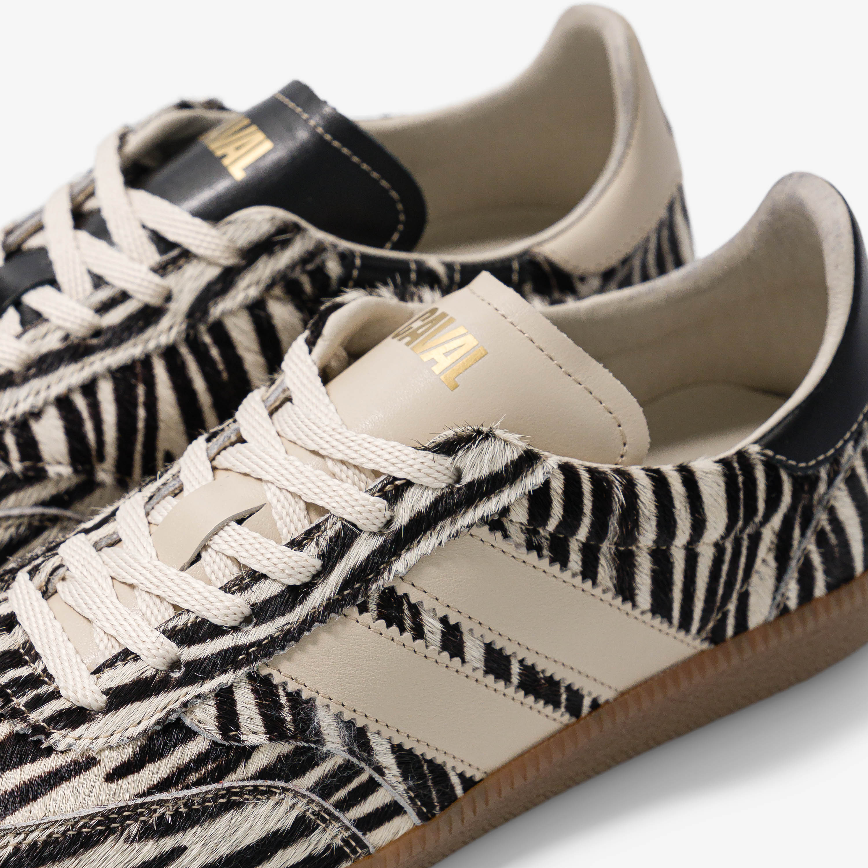 Baskets Zebra Obsession