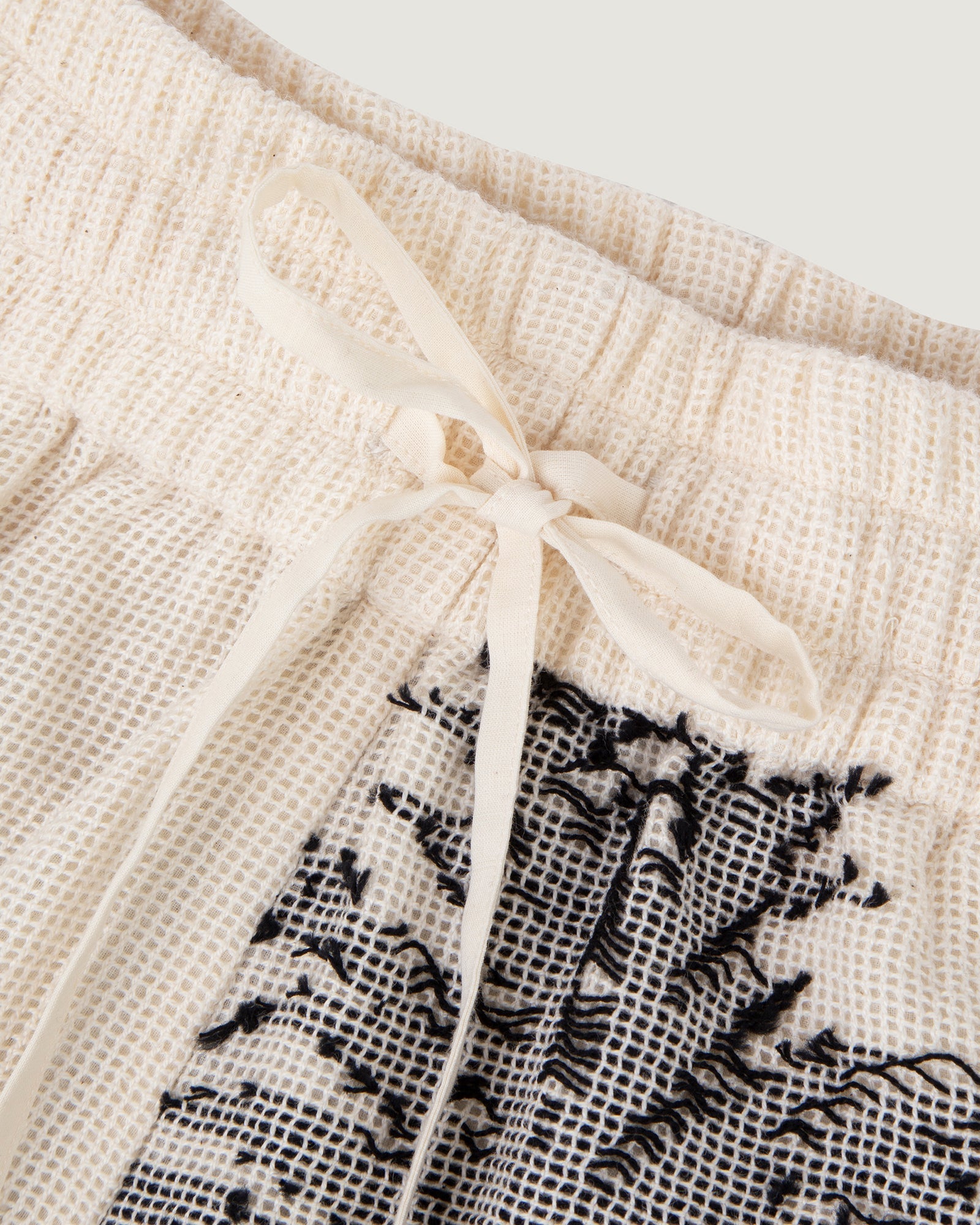 Short "Mesh" Herelle