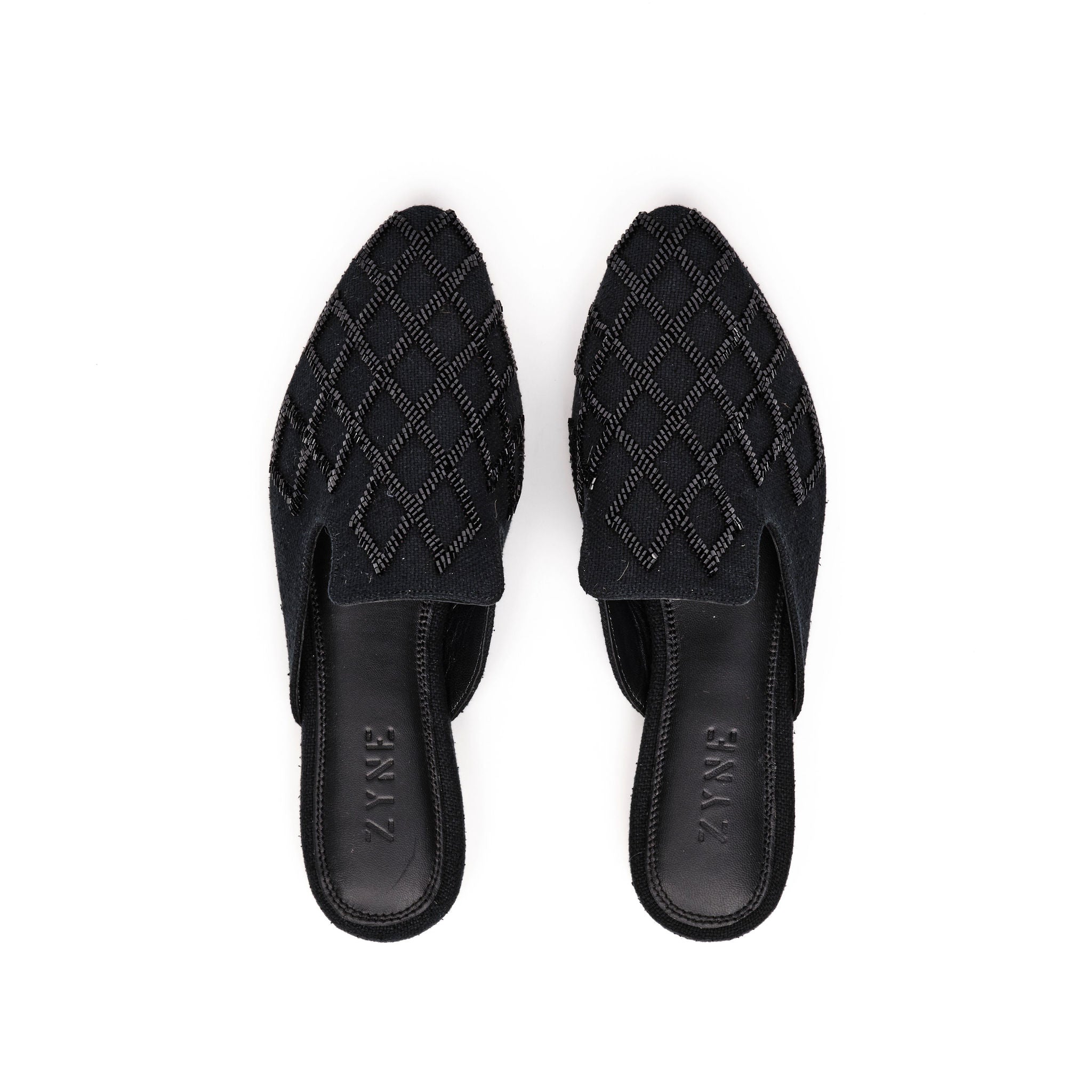 Jacquard mules