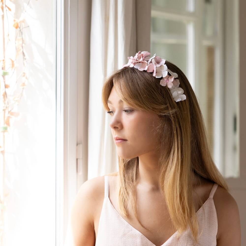 Serre Tête En Papier Blanc Et Rose S