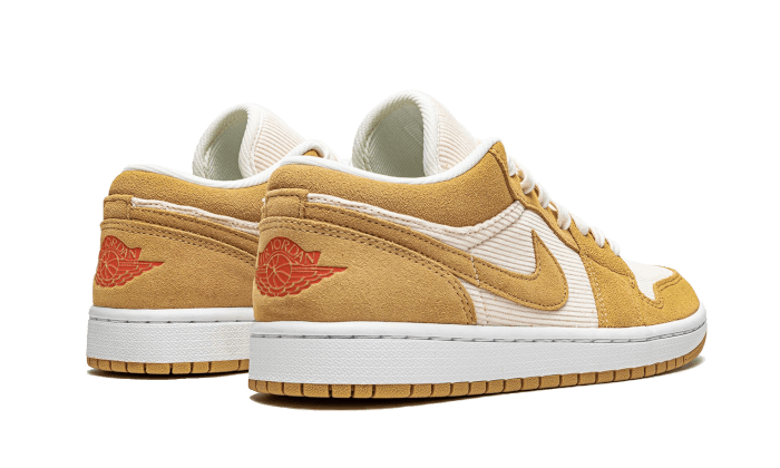 Air Jordan - Air Jordan 1 Low Corduroy - Marron