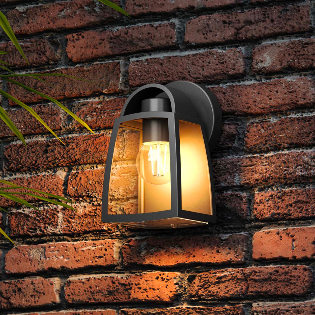 Kelsey - Aplique de Pared con Enchufe - Aluminio - Negro Mate