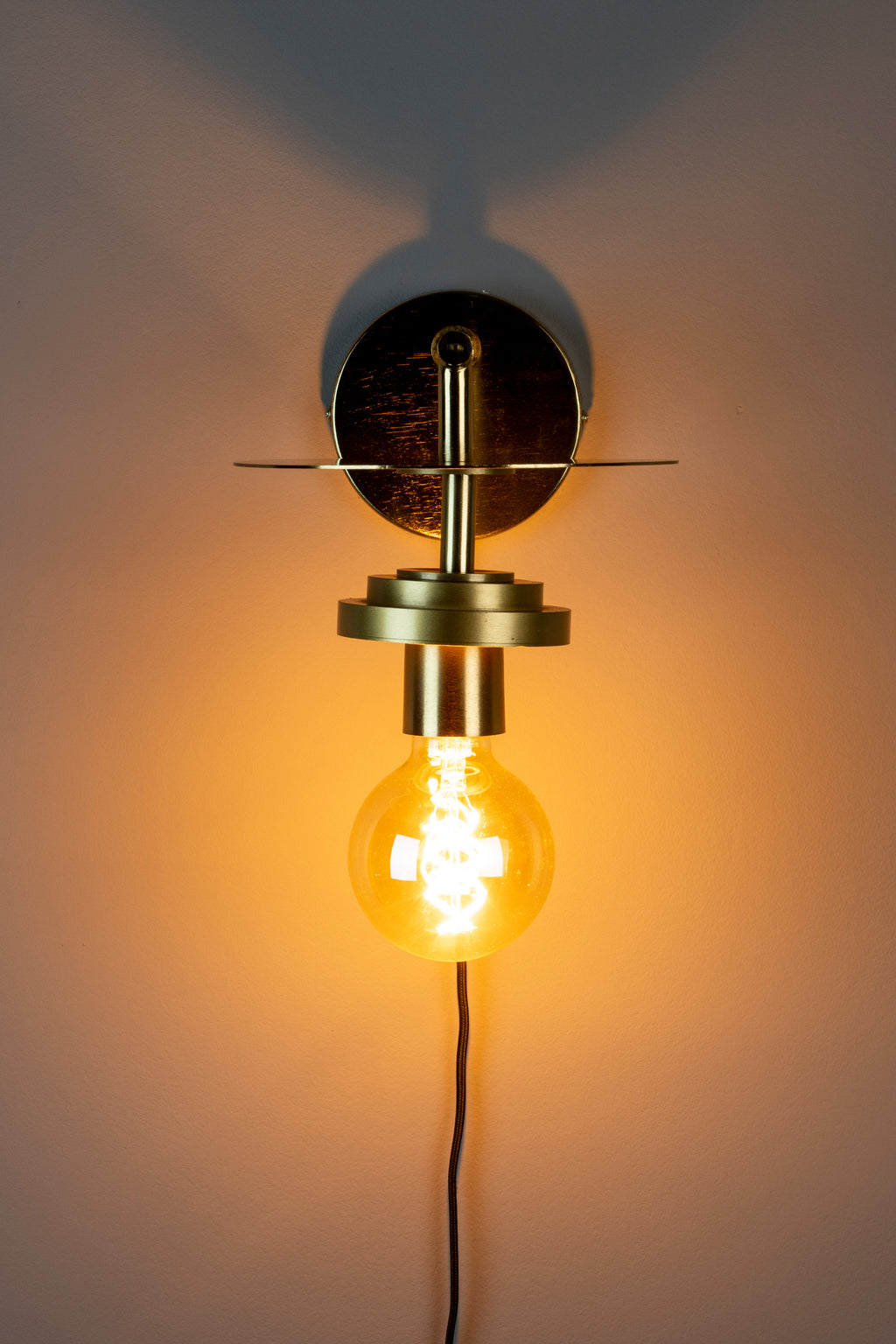 Aden - Table Lamp - Iron - Gold/Bronze
