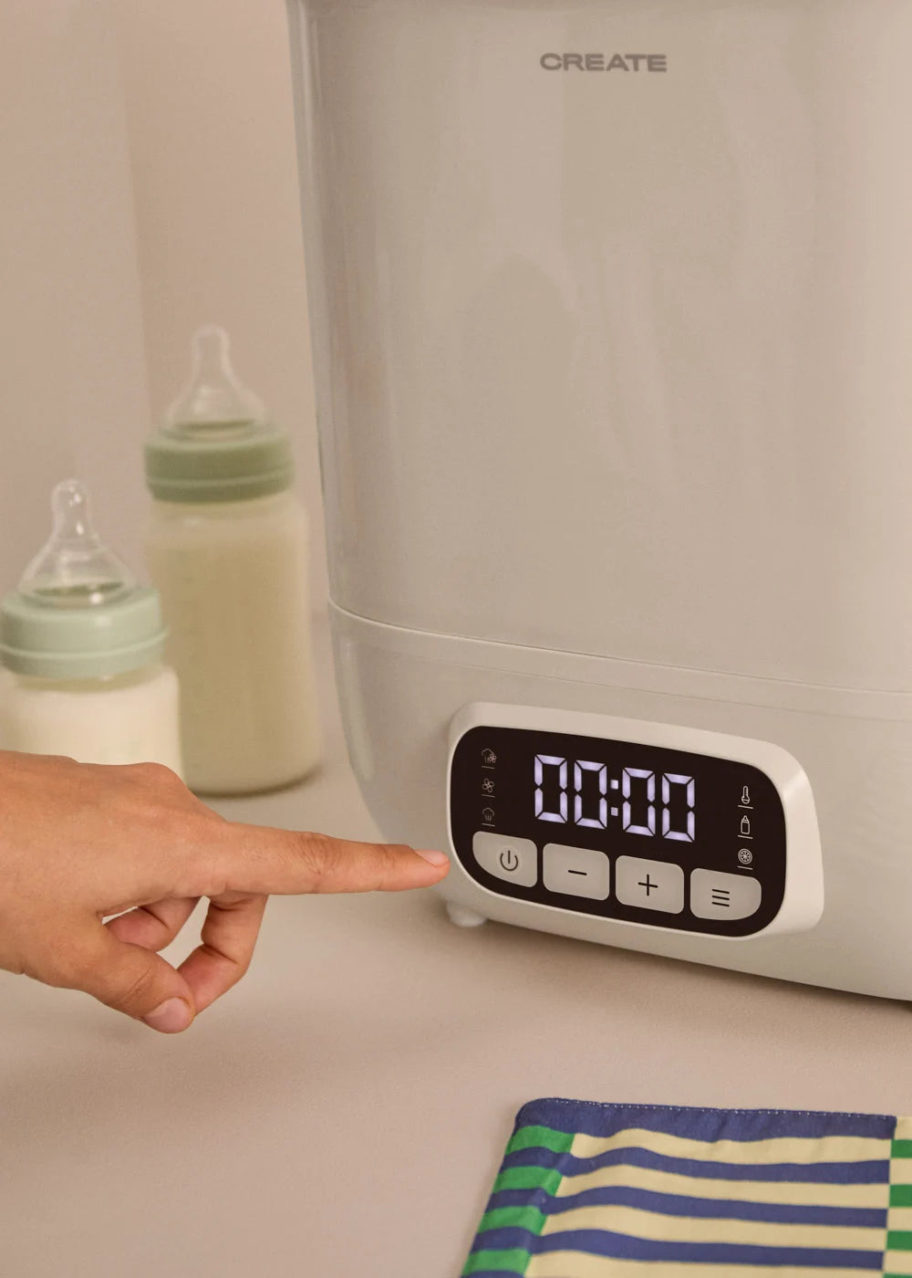 Baby Bottle Care - Multifunction Steriliser with Drying for 8 Bottles - Off-White