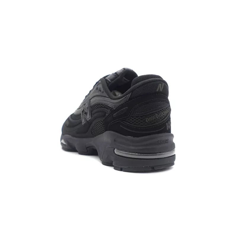 New Balance M1000 Trainers - Black/Black
