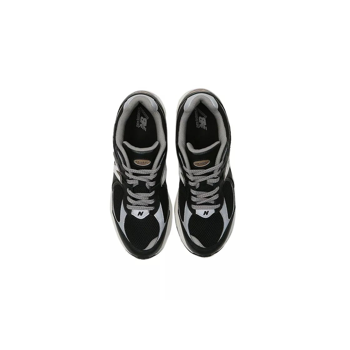 Zapatillas M2002 - Negro/Oro