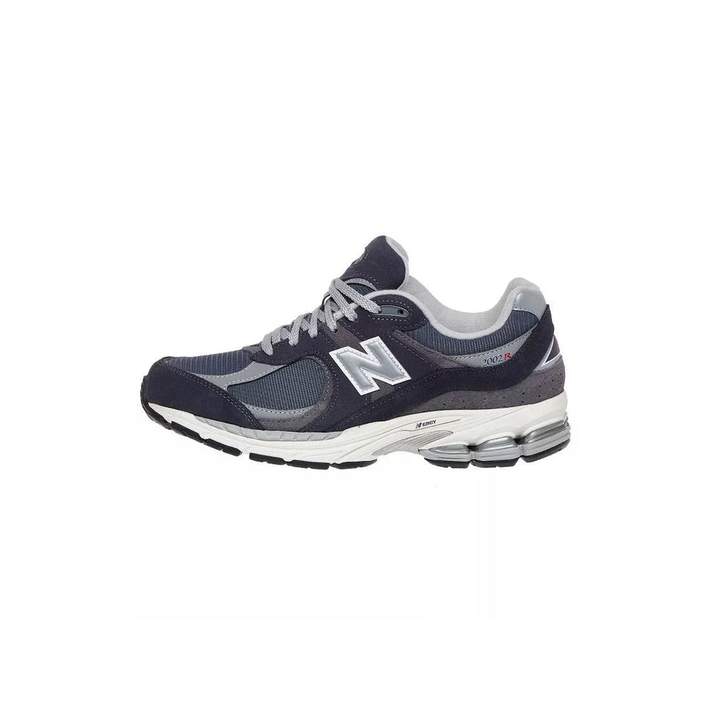 Baskets New Balance M2002 - Bleu Marine, Blanc.