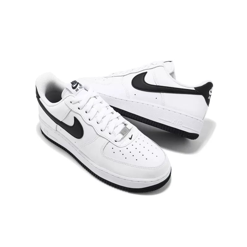 Baskets Nike Air Force 1 07 - Blanc/Noir