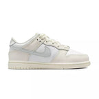 Nike Dunk Low Trainers - White, Silver
