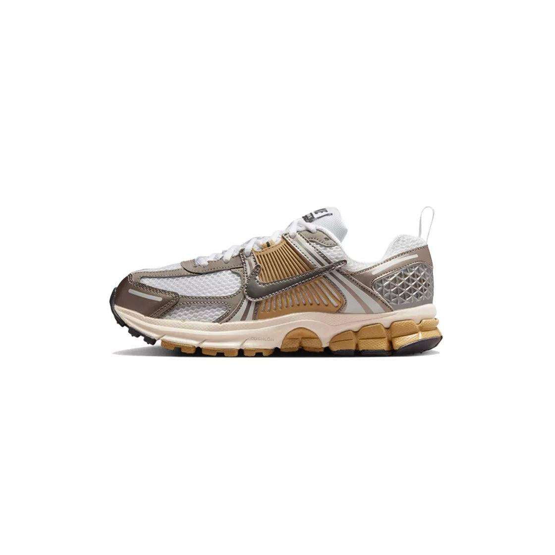 Baskets Nike Vomero 5 Gs - Blanc/Gris/Gold