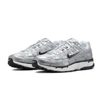 Baskets Nike Wms P-6000 - Gris Et Blanc