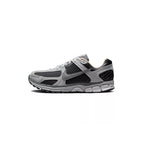 Nike Zoom Vomero 5 Sneakers - Antracite/Grey