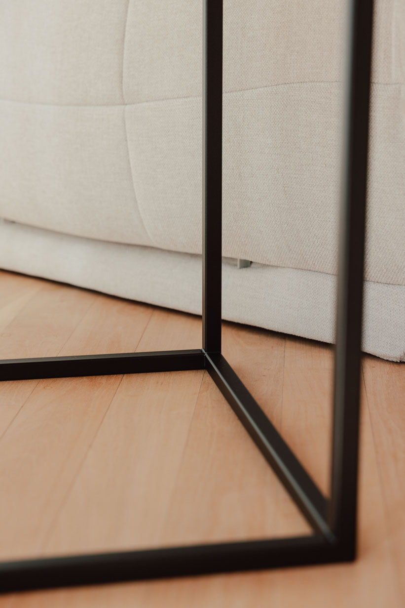 Soli X Side Table