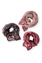 Big Scarf Latika Cactus