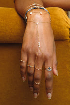 Swan Ring - Sapphire - Gold