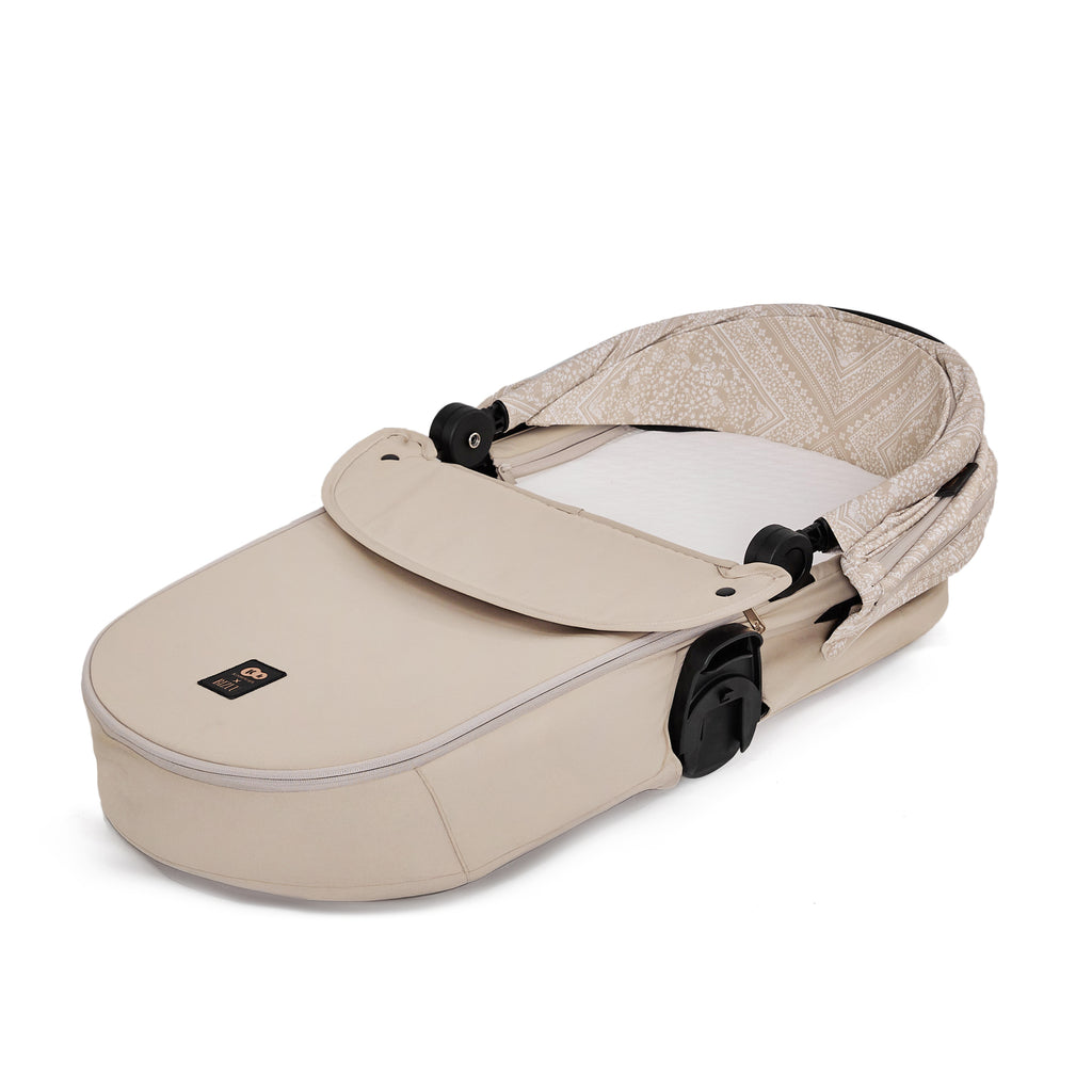Versatile Nea 2 Whisper Dune Bizuu Pushchair