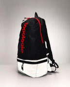 Convert Daypack - Black / Electric Purple
