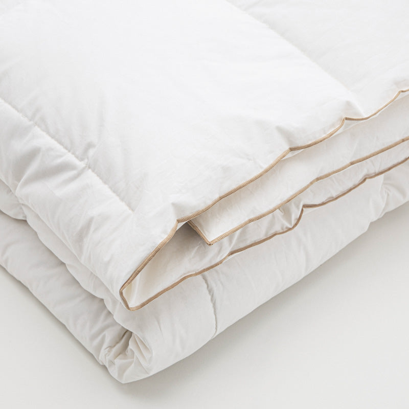 Lightweight 100% Natural Duvet - Feathers & Down