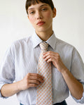 Vintage Gucci Silk Tie – Peach & White Chain-Link Pattern