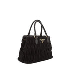 Prada - Bolso de mano Gaufre de nailon - Mujeres - Negro