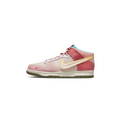 Nike - Dunk Mid Social Status Free Lunch Strawberry Milk - Beige
