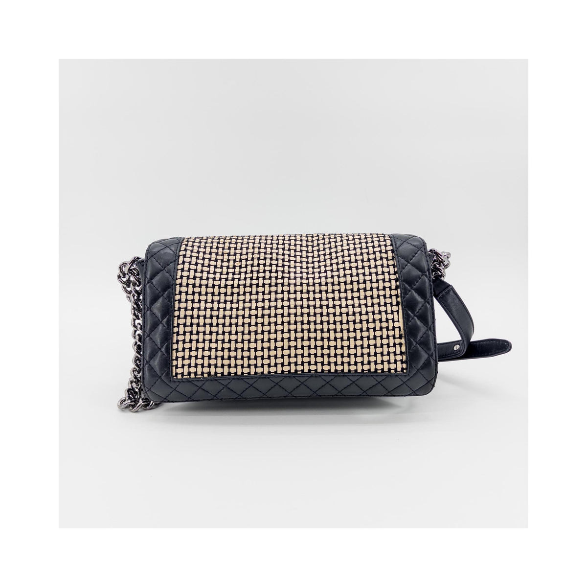 Chanel - Axelremsväska Reverso Boy Flap Old Medium Läder - Svart