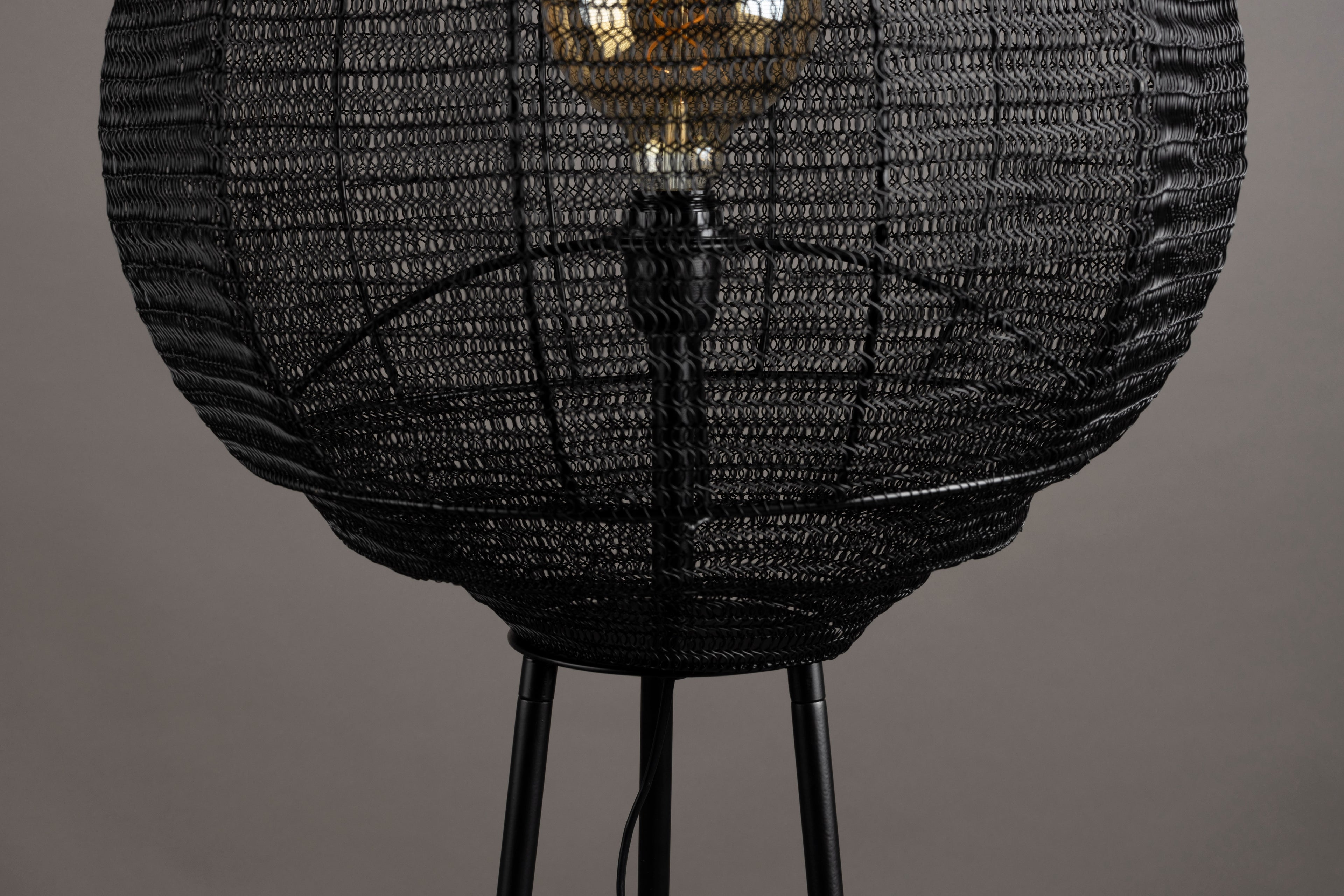 Meezan - Floor lamp - Iron - Black