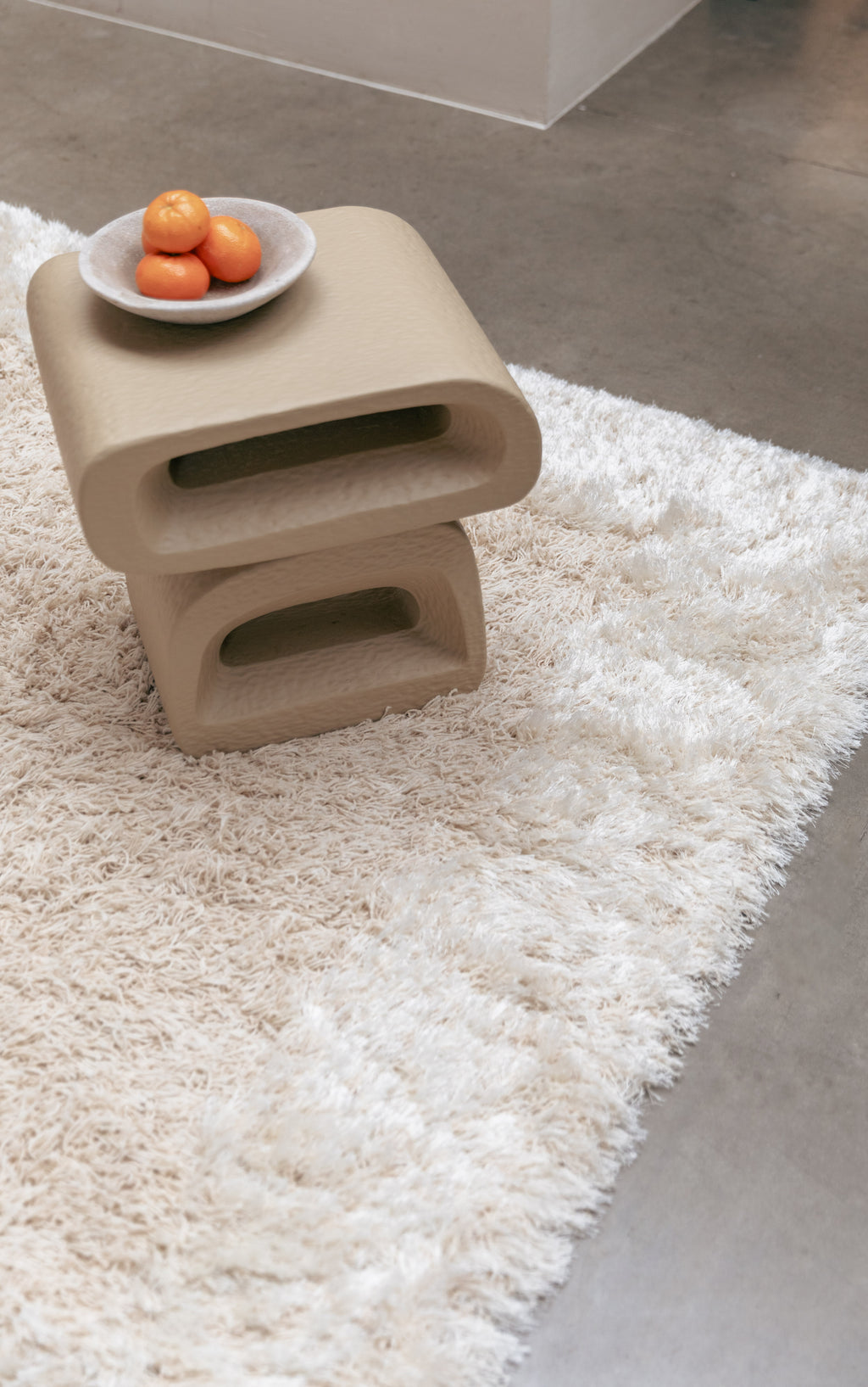 Eddy - Table D'Appoint - Résine - Beige