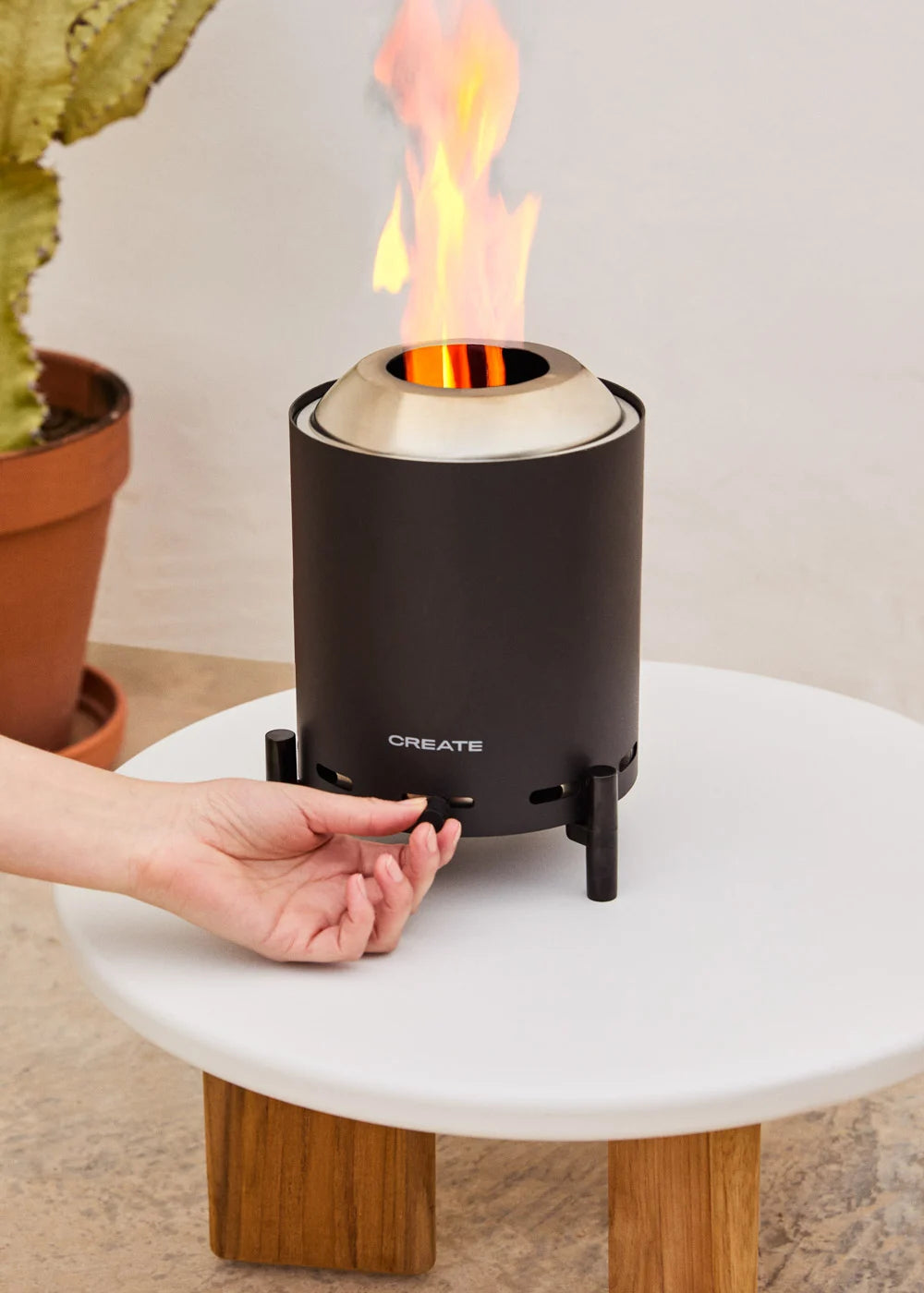 Brasero de Mesa para Exterior Compacto con Pellet Sin Humo de 1,5 Kw - Negro