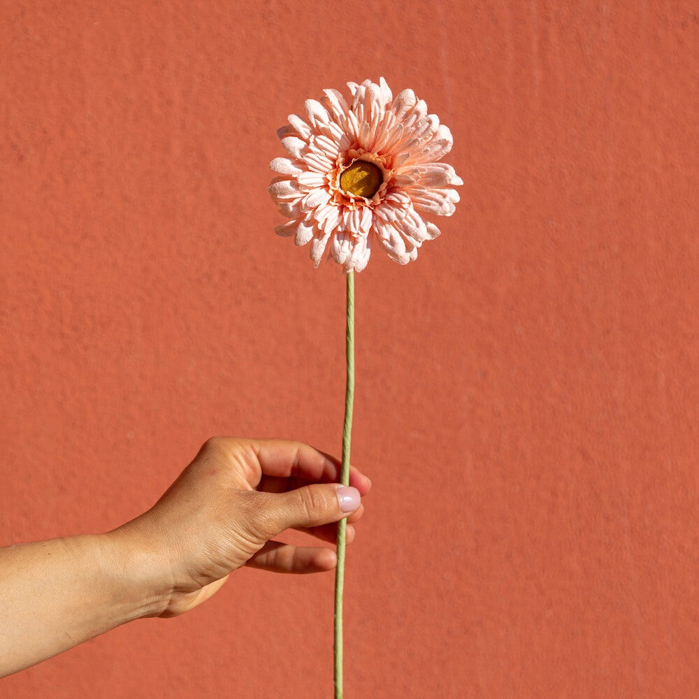 Gerbera En Papier Abricot